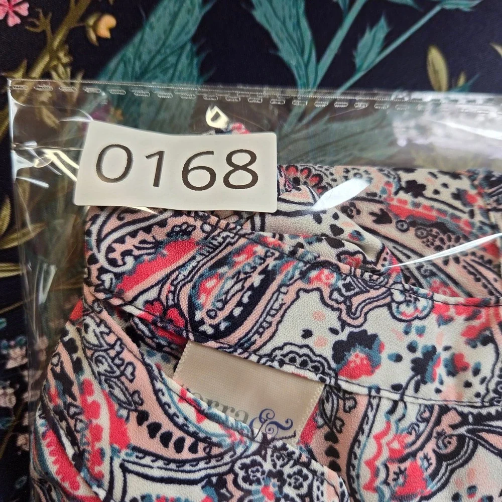 Pink Blue Paisley Boho Cottagecore Button Front Blouse‎ Feminine Plus  Size 1X